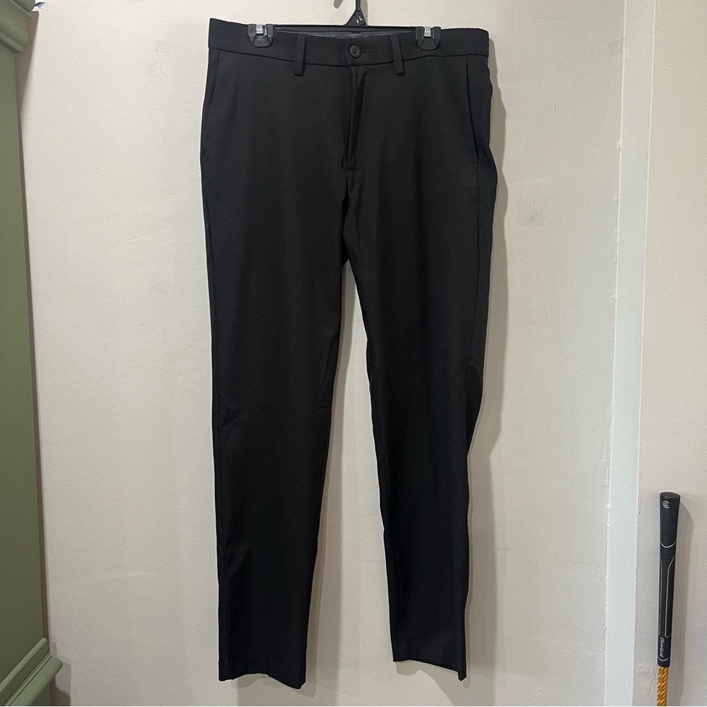 Haggar Cool Right Performance Flex Pants Mens 34x32 Black Straight Flat Leg Golf - Picture 2 of 9